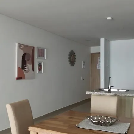 Apartamento Acogedor Marbella Ideal Familias Mínimo 2 Días *